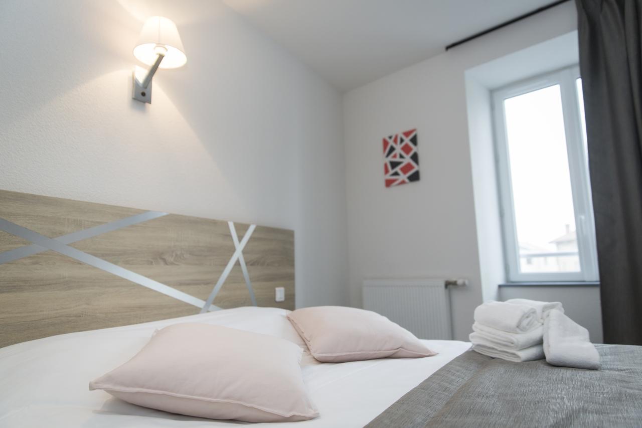 Le Relais Delys Hotel Saint-Rémy-sur-Durolle Eksteriør billede